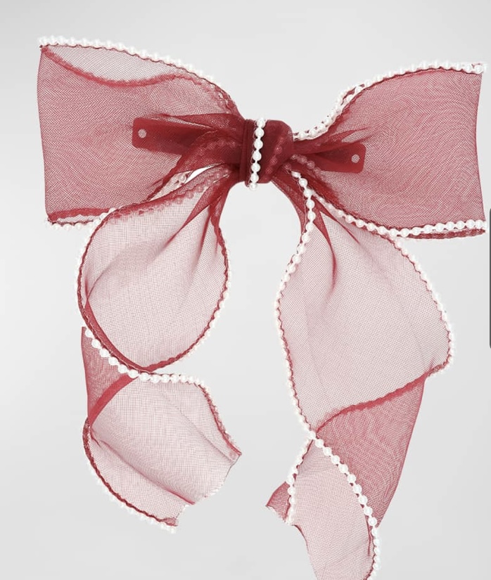 Headbands and Bows Prove to be Popular Again